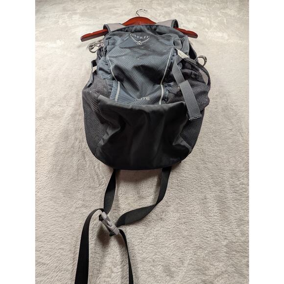 Osprey Daylite Backpack Gray/Black Travel Hiking Adventure Bag - Picture 9 of 9